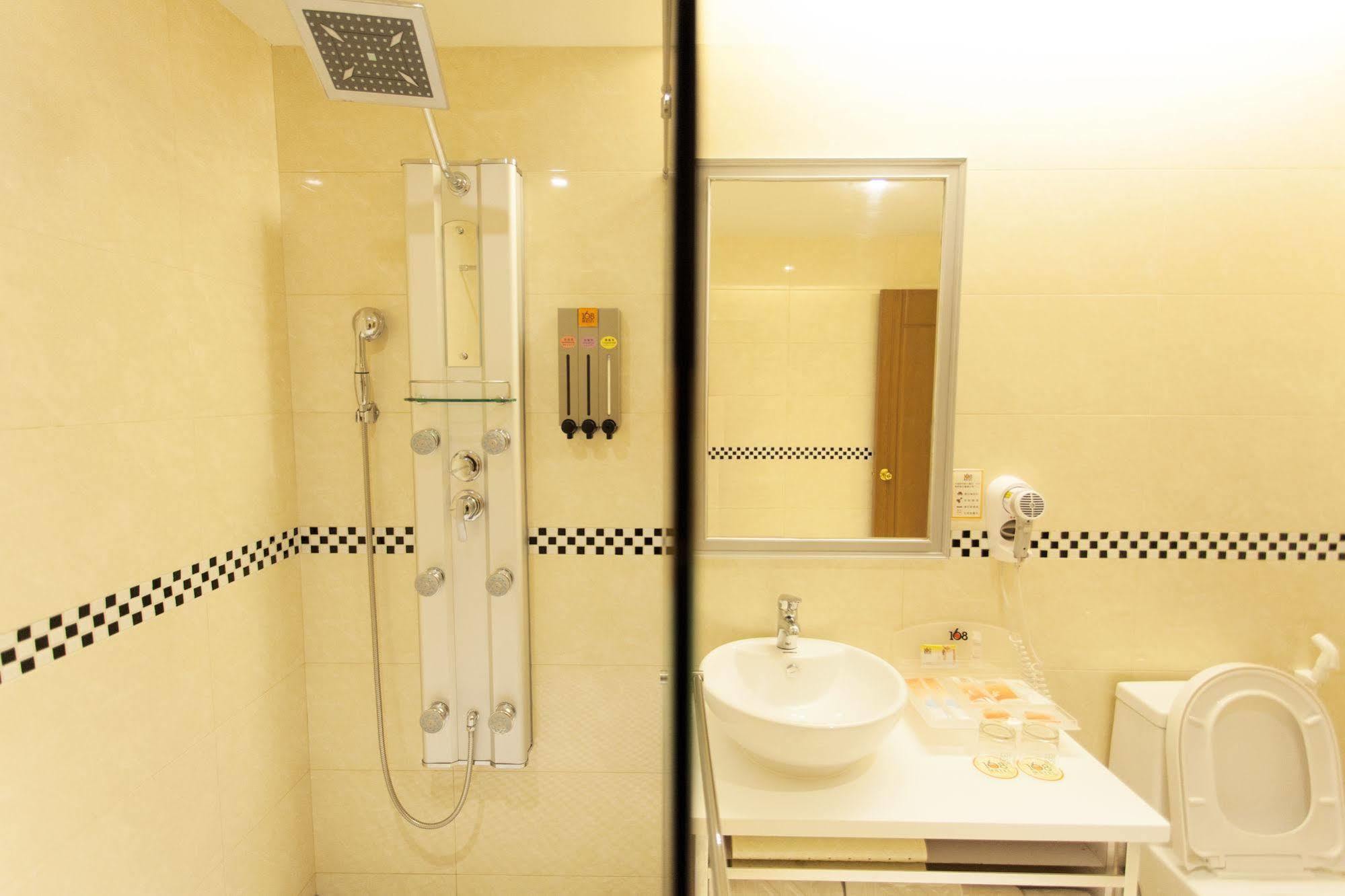 168 Motel-PingZhen Taoyuan Buitenkant foto